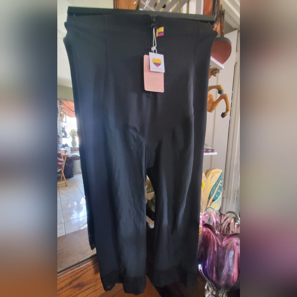 Knee Length Shapewear - Picture 5 of 6